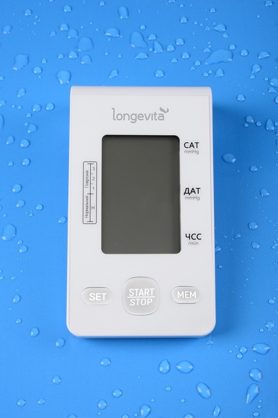 Автоматичний тонометр Longevita DBP-6179 12